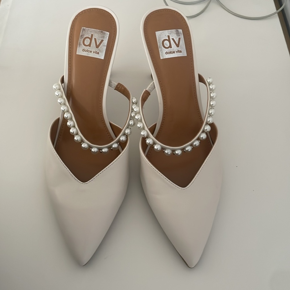 Dolce Vita Kanika Pearl Heels